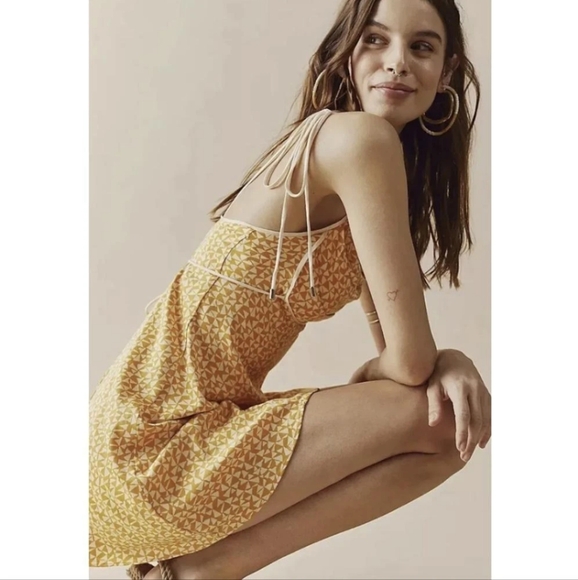 FREE PEOPLE | Deep Yellow Adjustable Kai Mini Dress Size Large - Picture 2 of 9